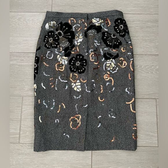 ECCOCI Gray 100% wool beaded sequin embroidered pencil skirt size 8 - Picture 5 of 7